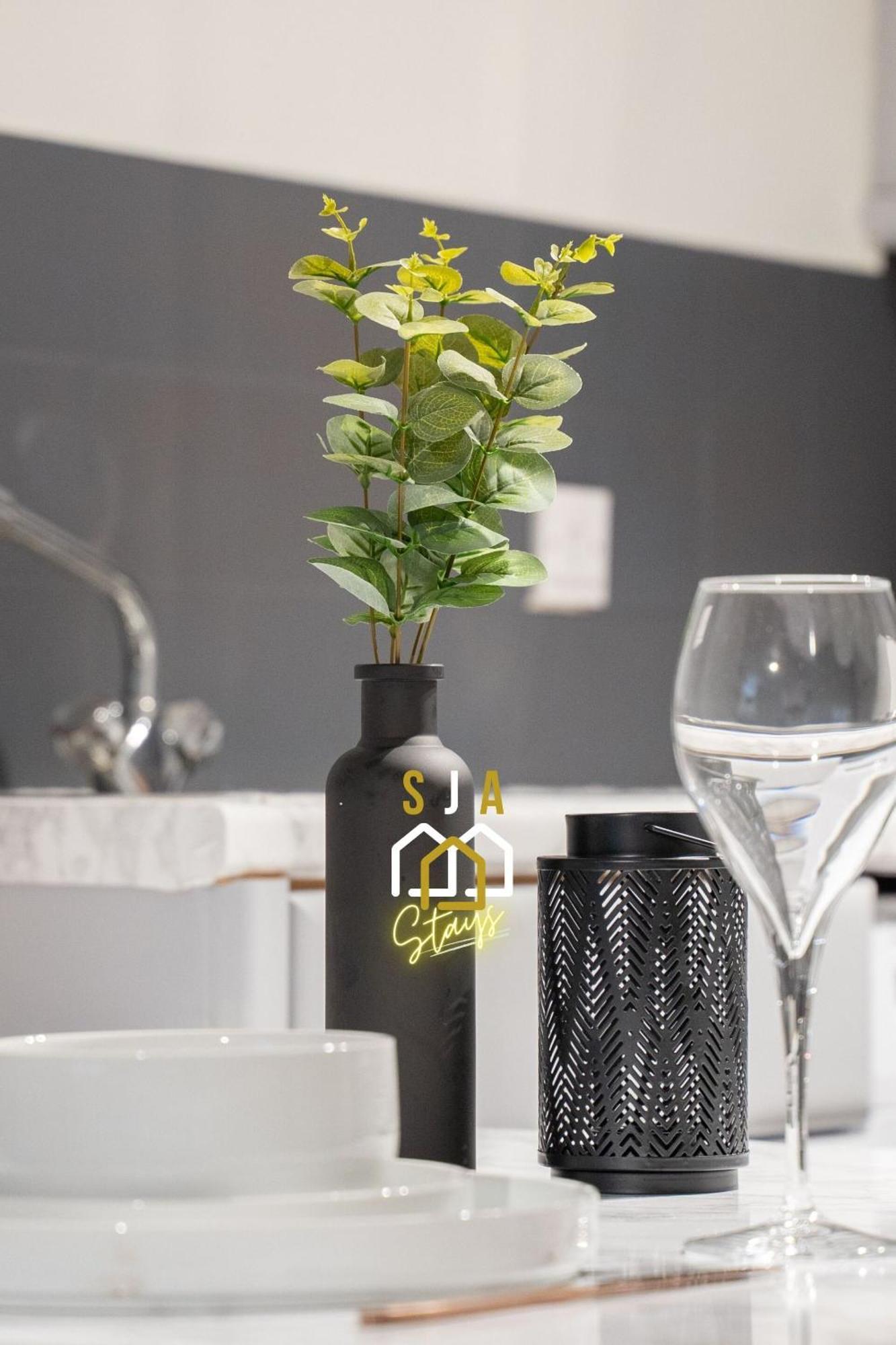 Panacotta House - Sja Stays - Modern 1 Bed Apartment Абърдийн Екстериор снимка